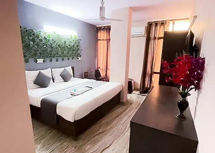 Hotel Manya - Saket
